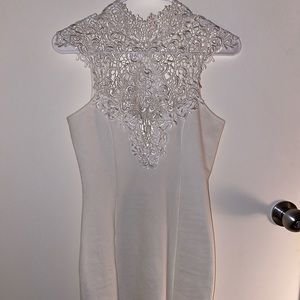 Bodycon white dress